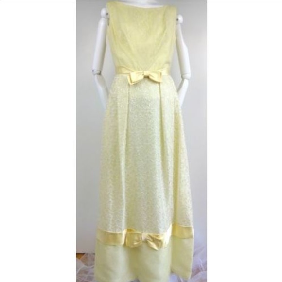 Vintage 60s Lace Cocktail Gown Prom Dress Yellow S - Picture 2 of 8